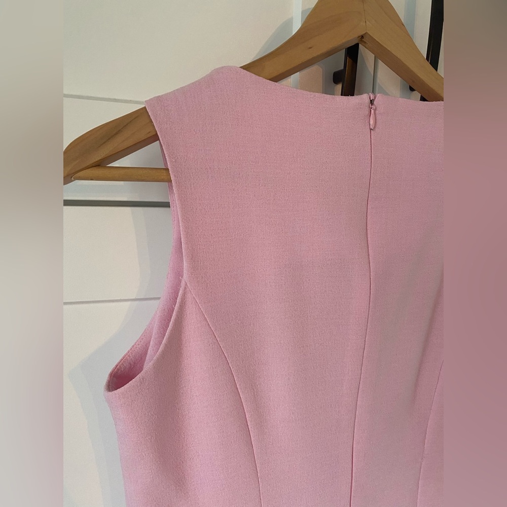 Vintage Barbie-style pink dress with button details - Picture 6 of 9